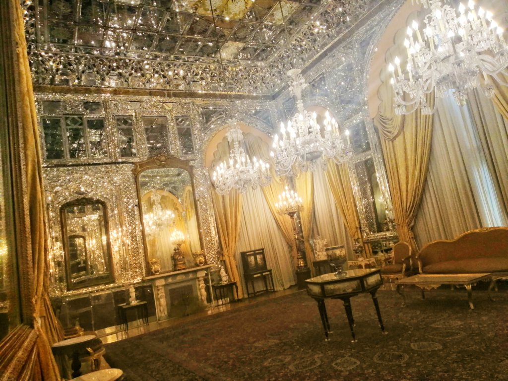 輝くゴレスタン宮殿