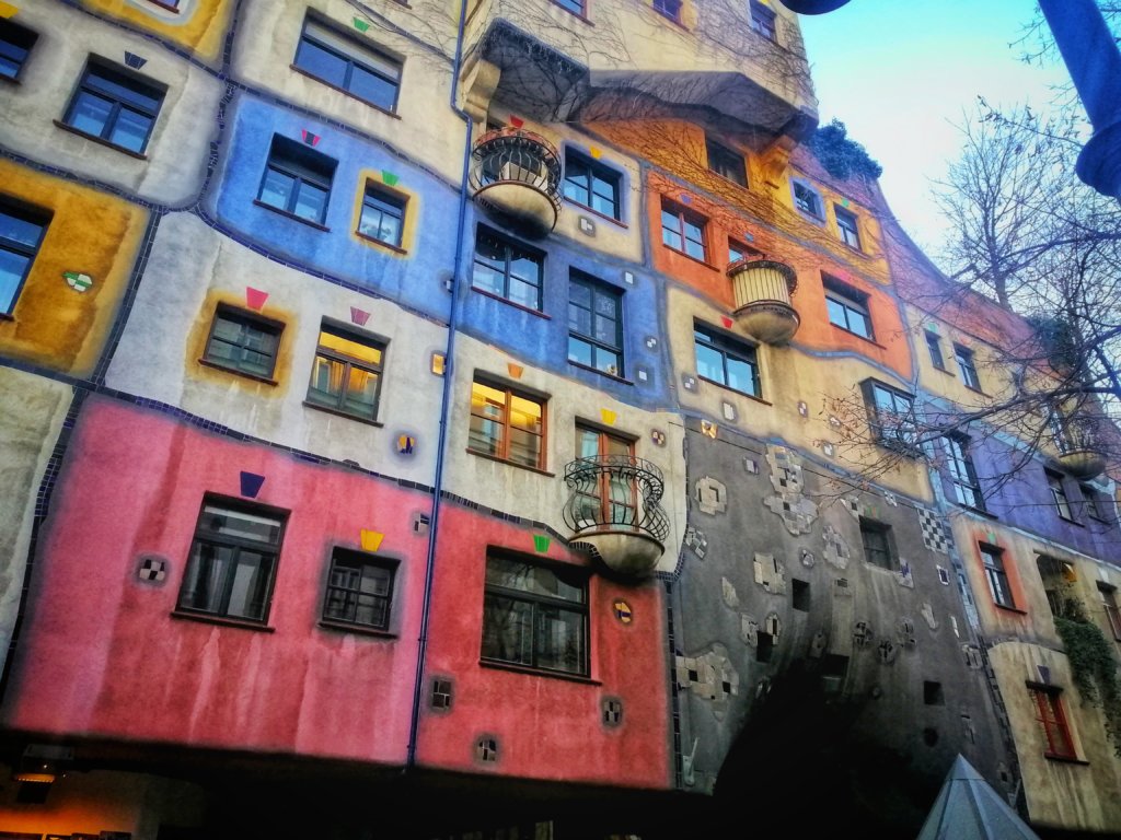 ウィーンのフンデルトヴァッサーハウス