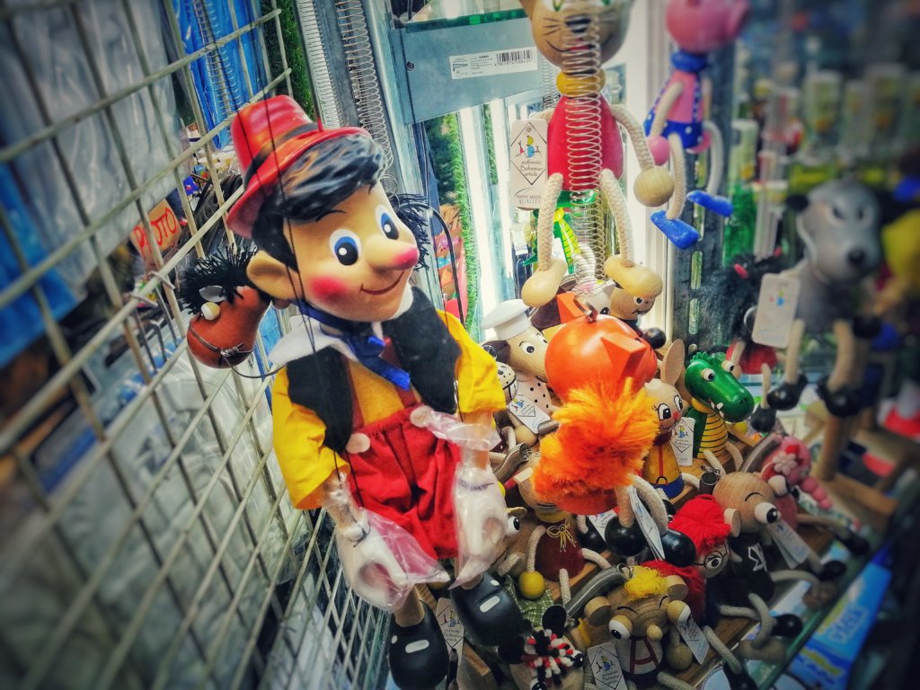 チェコのピノキオ人形