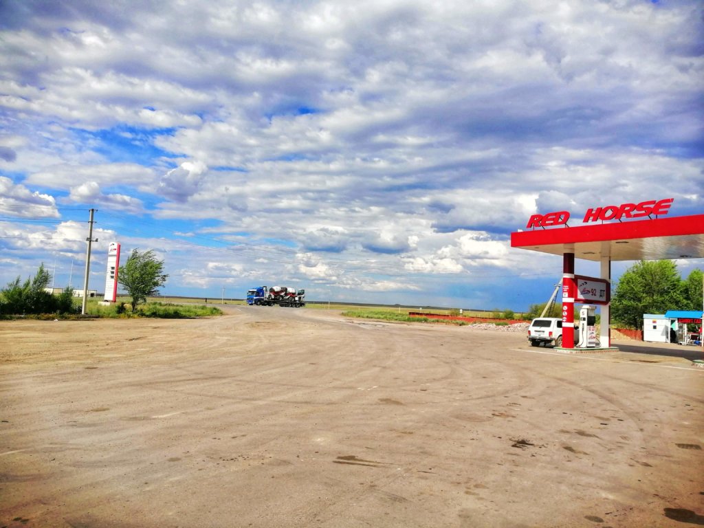 キルギスのガソリンスタンド