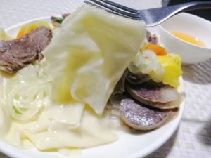 カザフスタン：ソウルフード・ベシュバルマク
