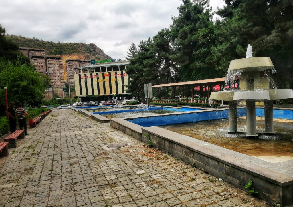 アルメニア：カパンの噴水