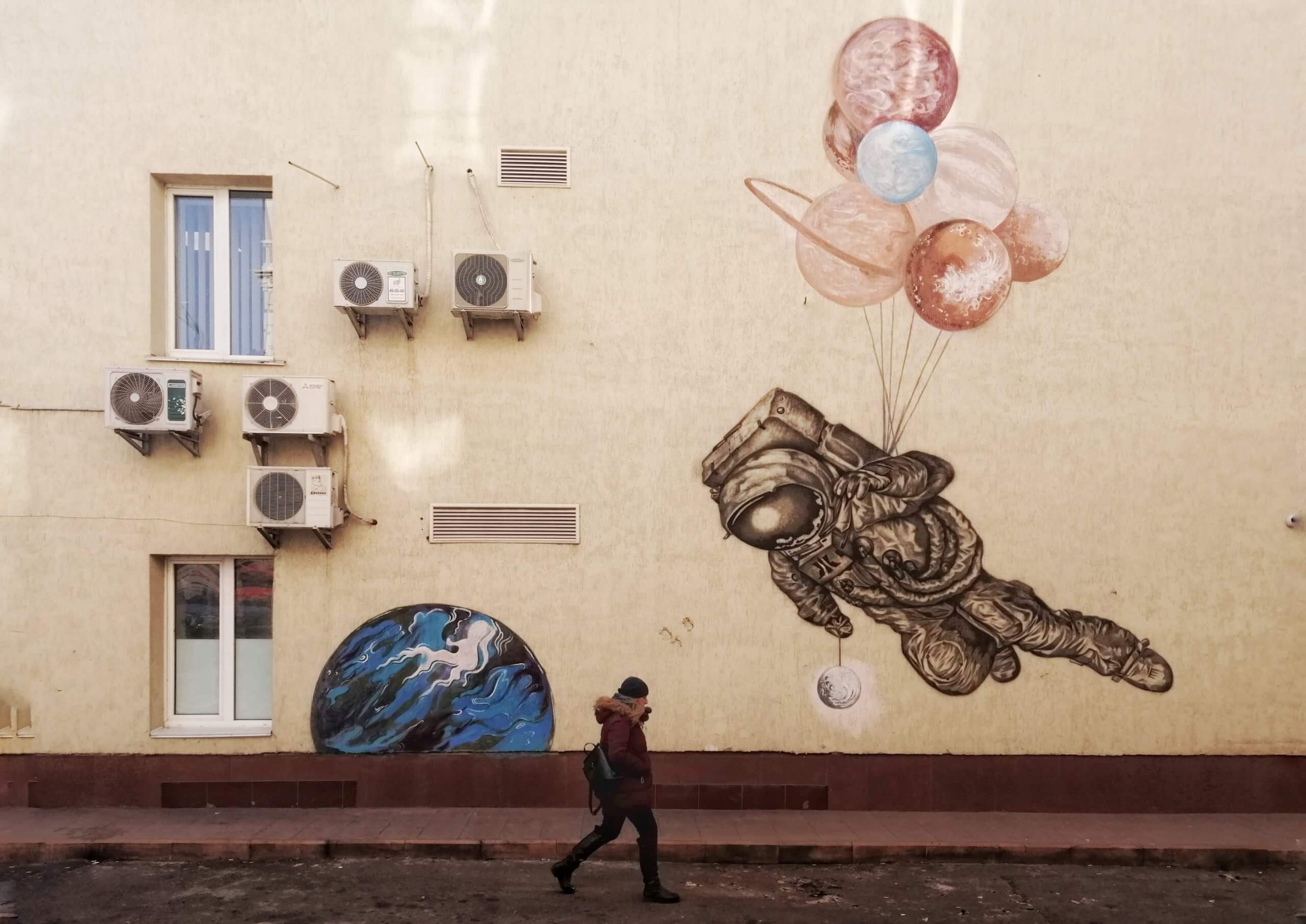 ウクライナ：宇宙飛行士の壁画
