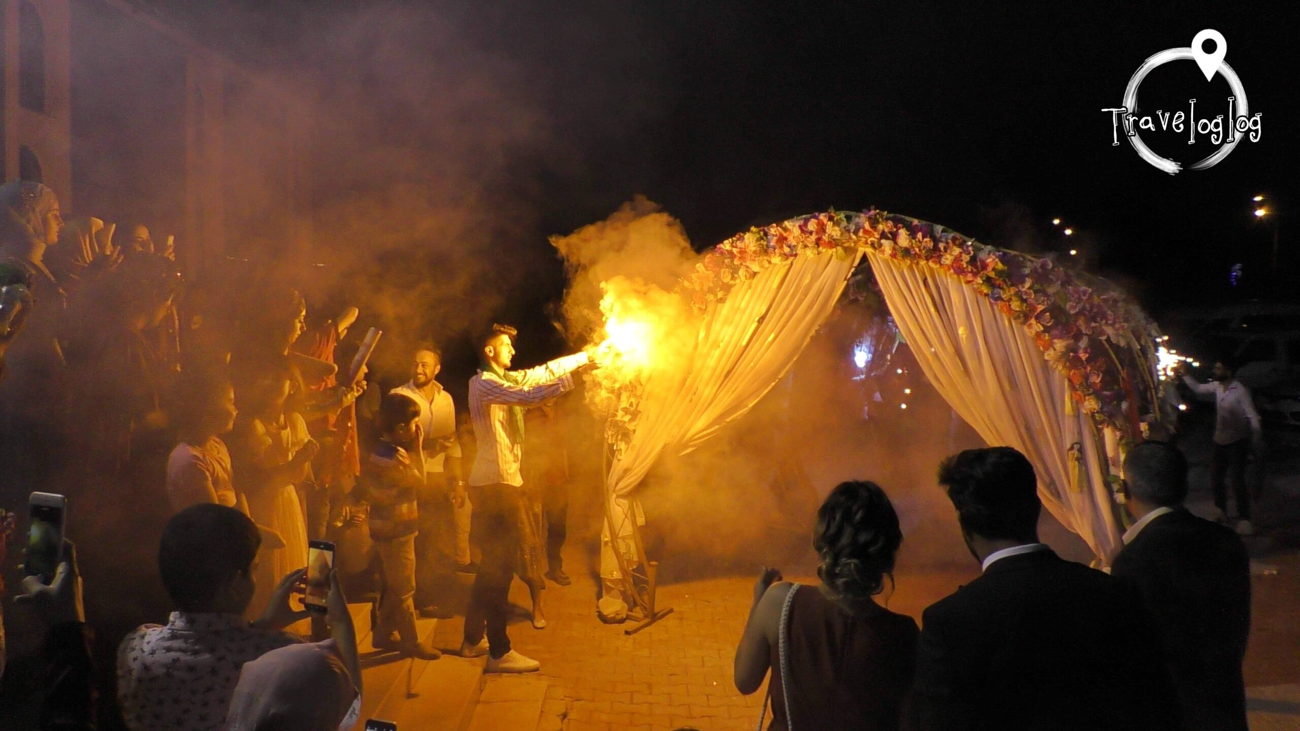 ドゥバヤジット：トルコの結婚式:入場