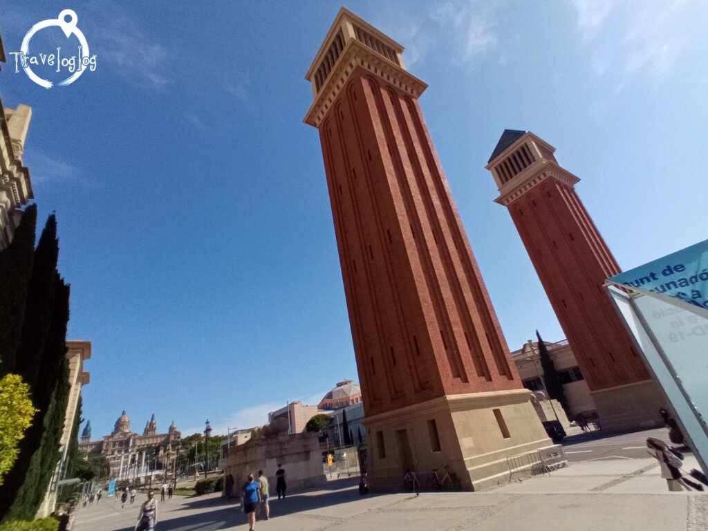 バルセロナ：王宮の門