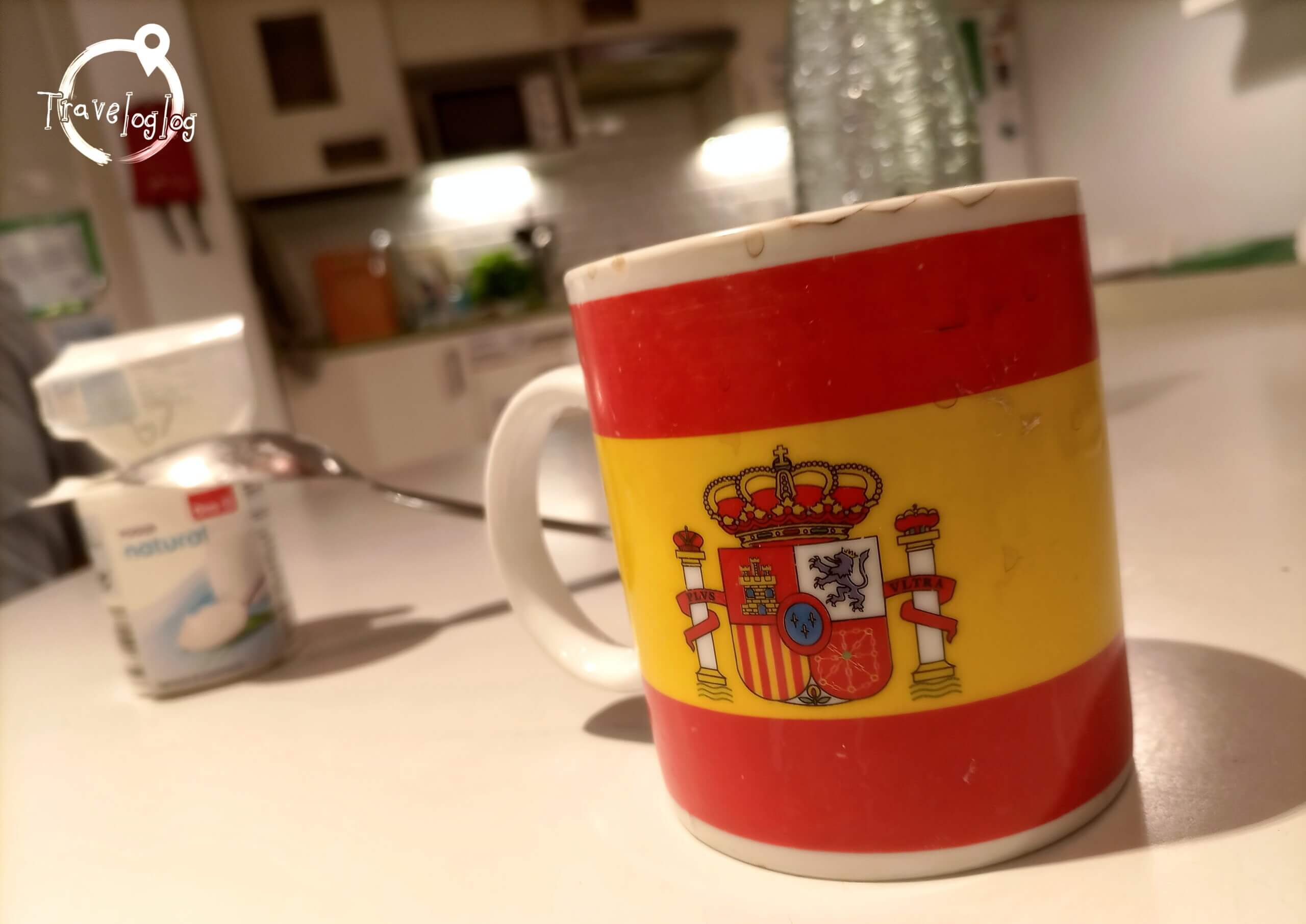 スペイン国旗のカップ