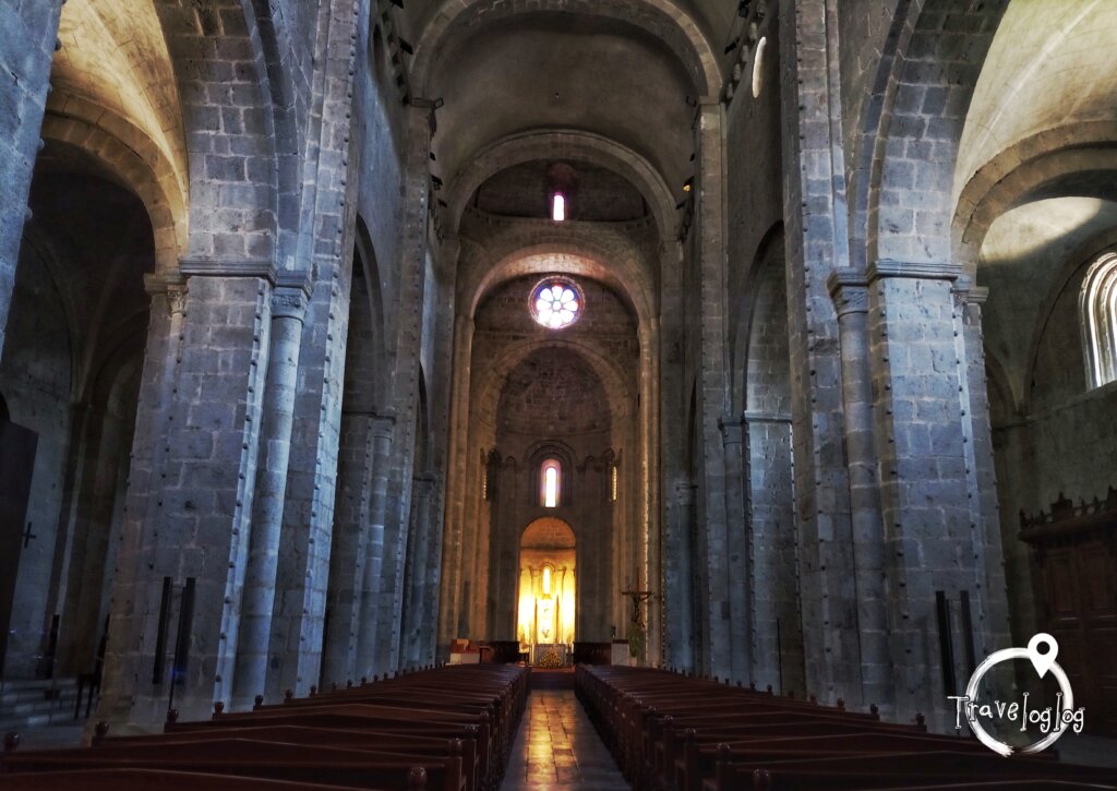 スペイン：セオデウルヘルの教会