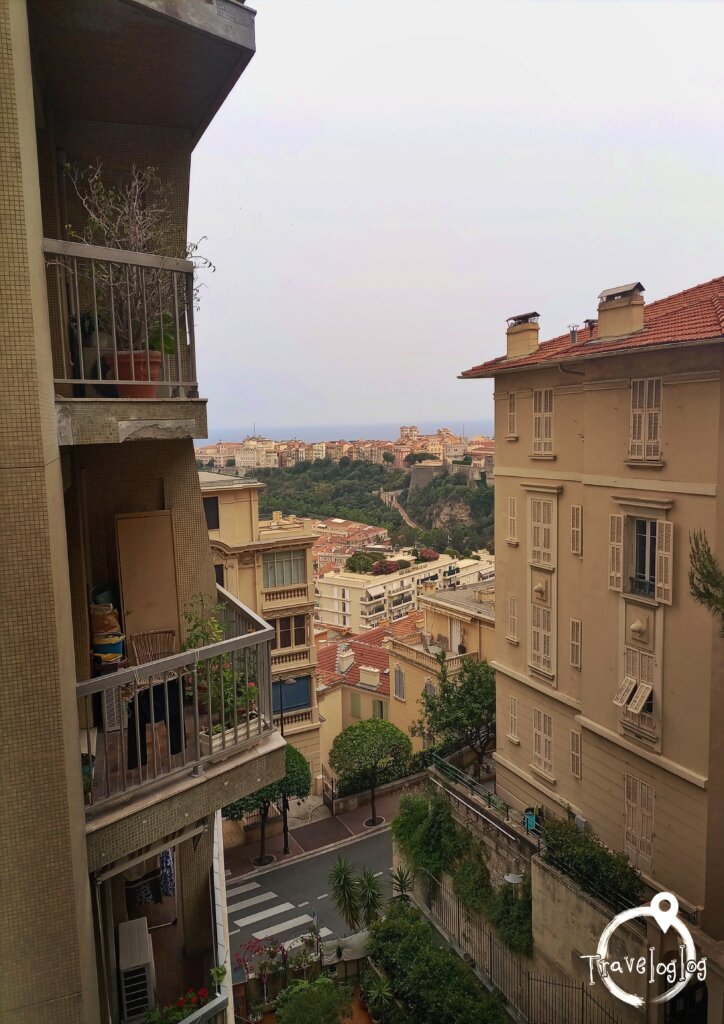モナコ：入り組んだマンション街２