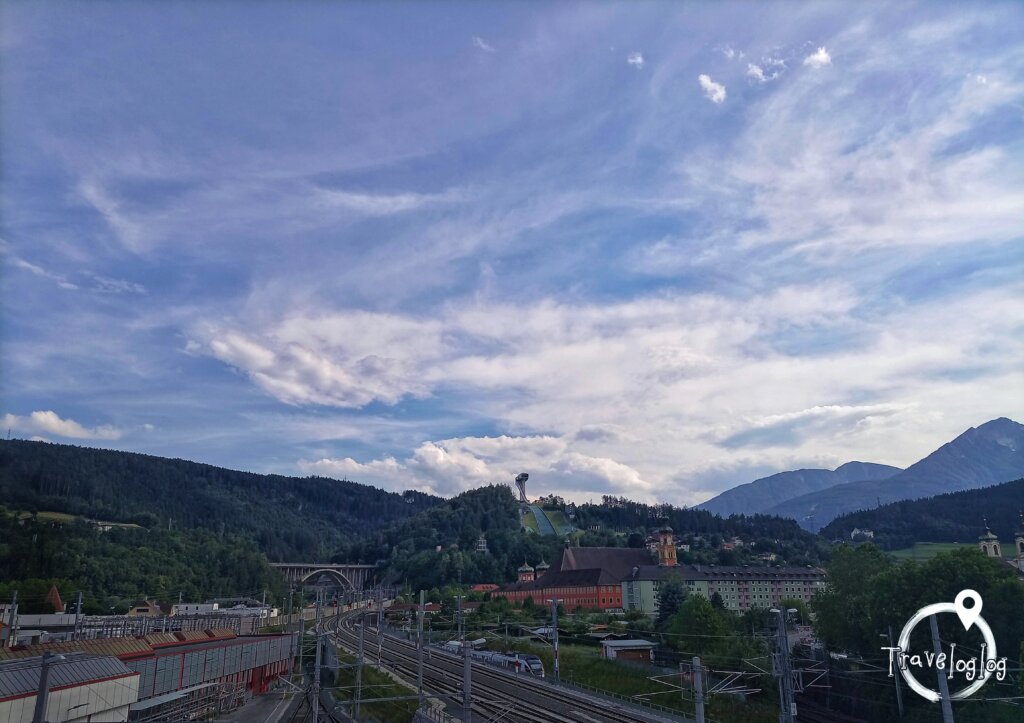 オーストリア：インスブルック：鉄道と空