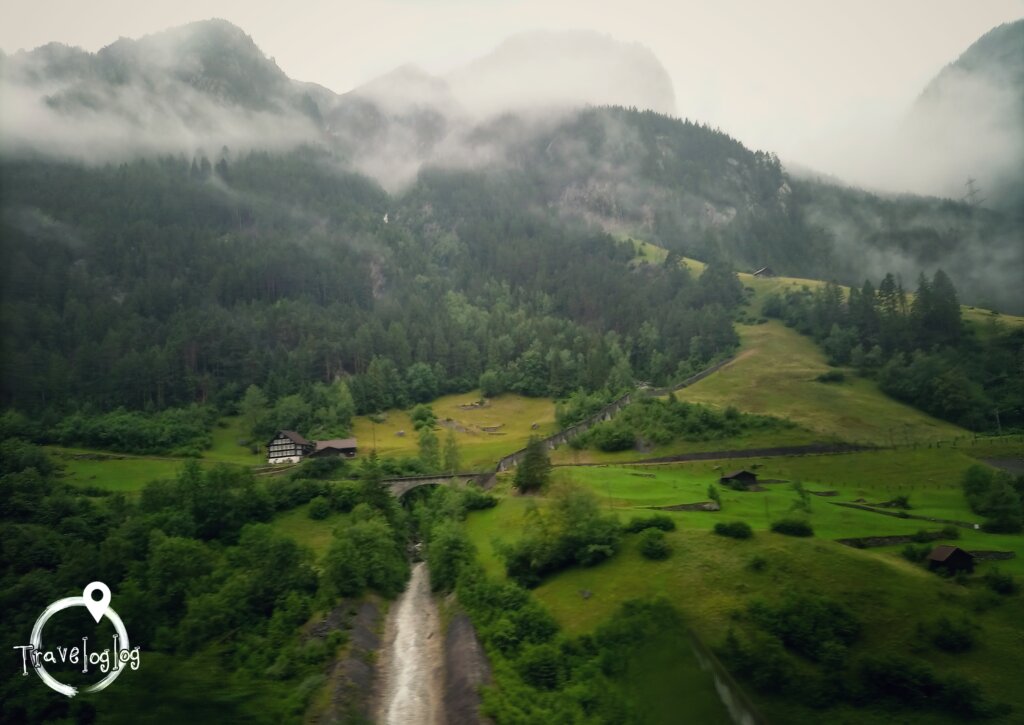 スイス：山の上のお家