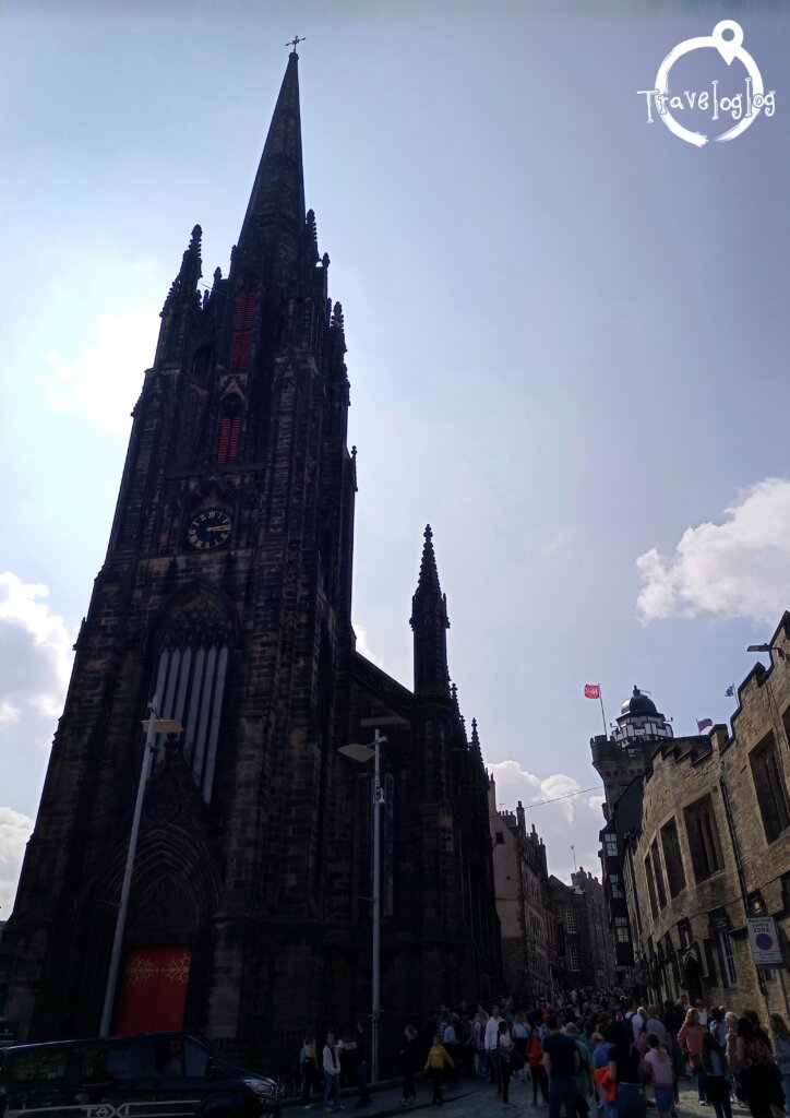 スコットランド：エジンバラ：背の高い教会
