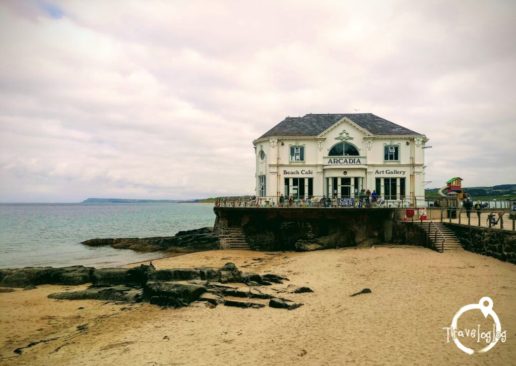 北アイルランド：ポートラッシュの海の家