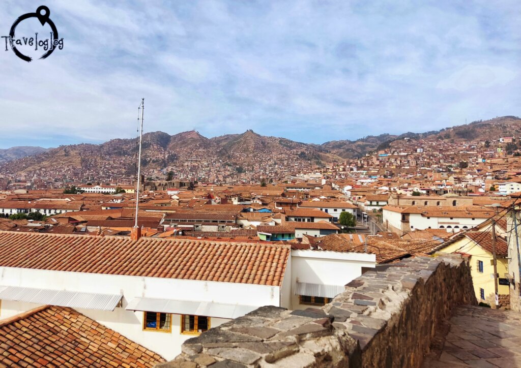 ペルー：クスコ：昼の街の屋根